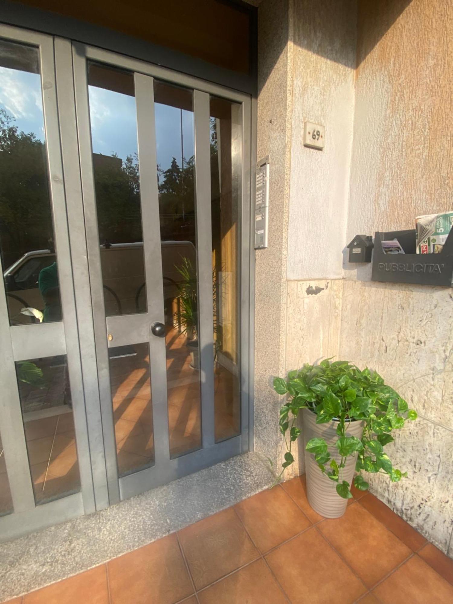 Little House Apartman Reggio di Calabria Kültér fotó