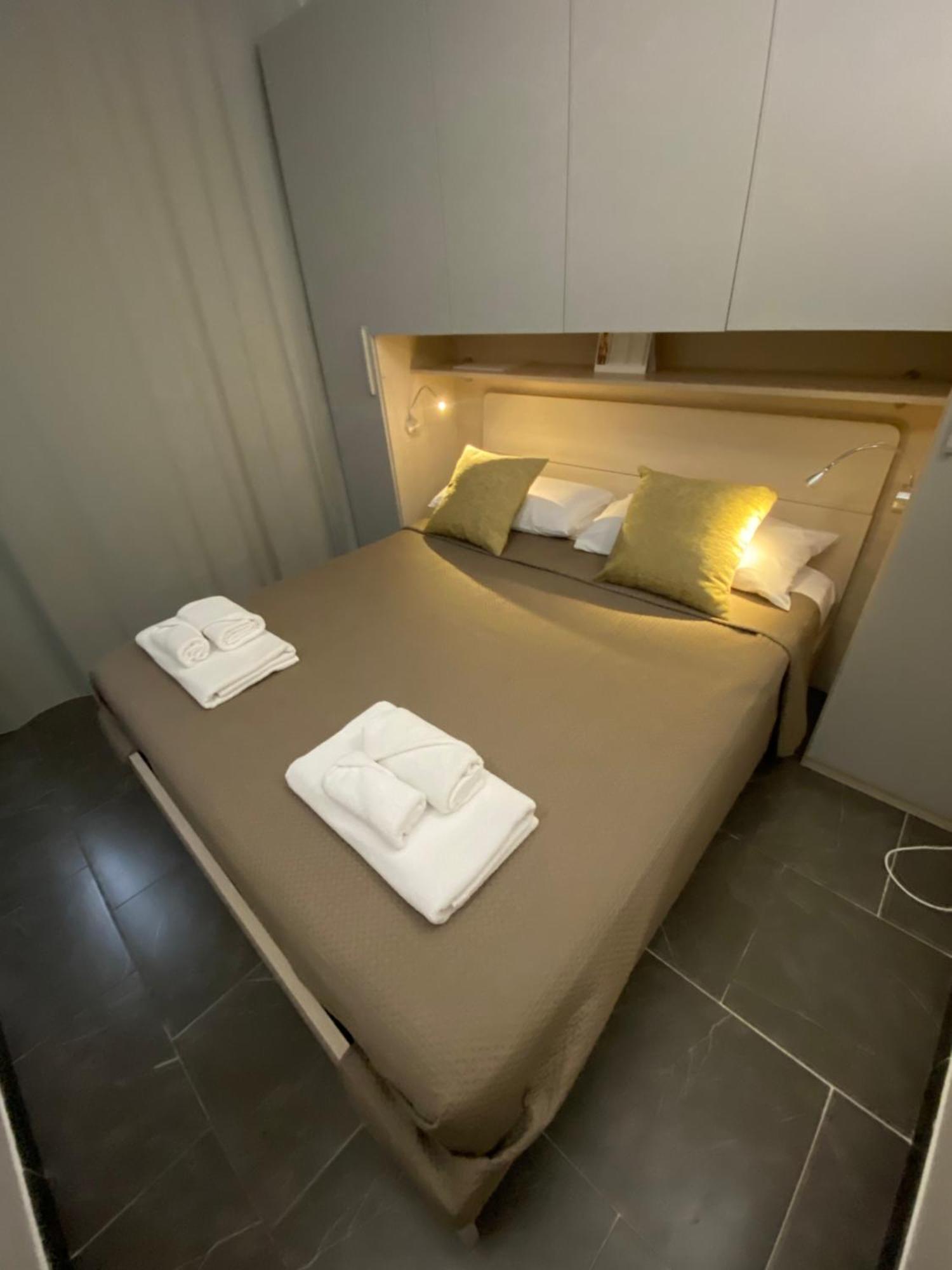 Little House Apartman Reggio di Calabria Kültér fotó