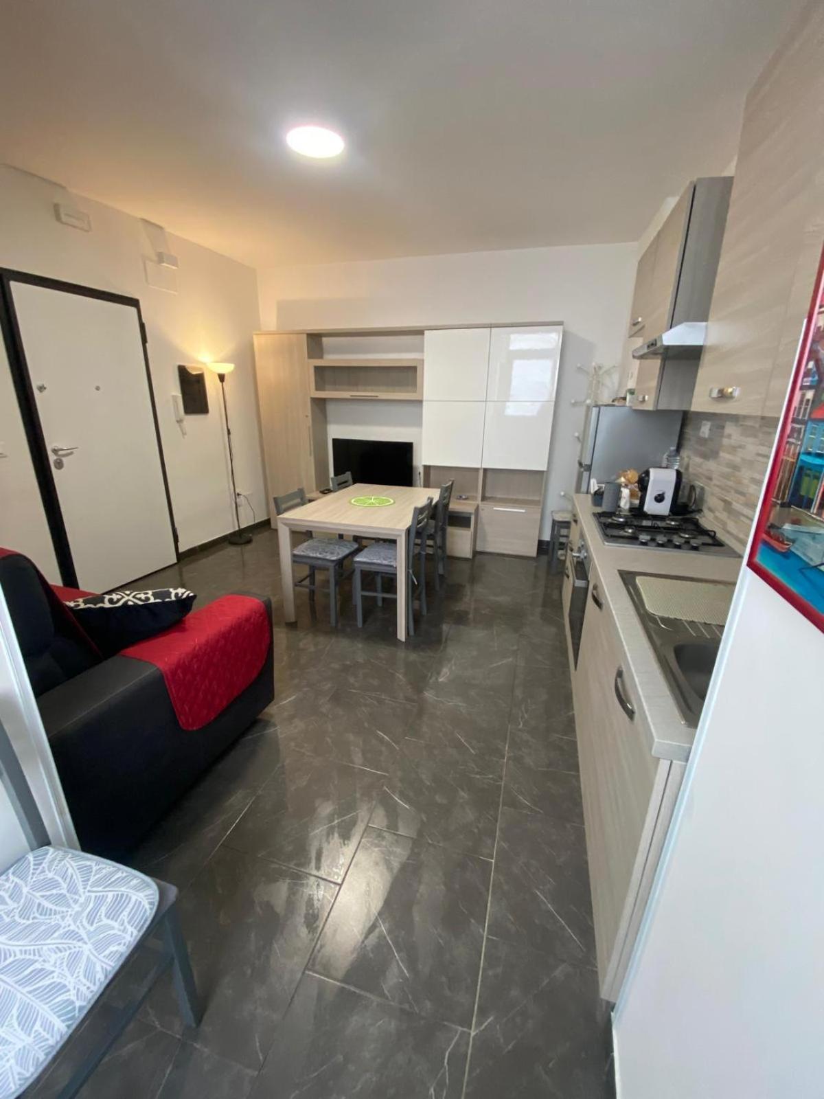 Little House Apartman Reggio di Calabria Kültér fotó